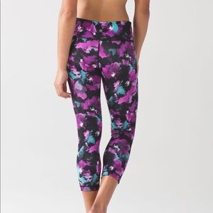 Lululemon Wunder Under Crop